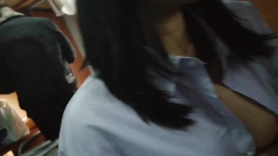 大三女友偷偷在寝室做愛 室友就在下面不敢大聲叫