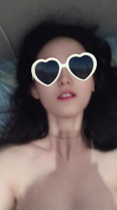 難得更新一下，日常操白嫩老婆